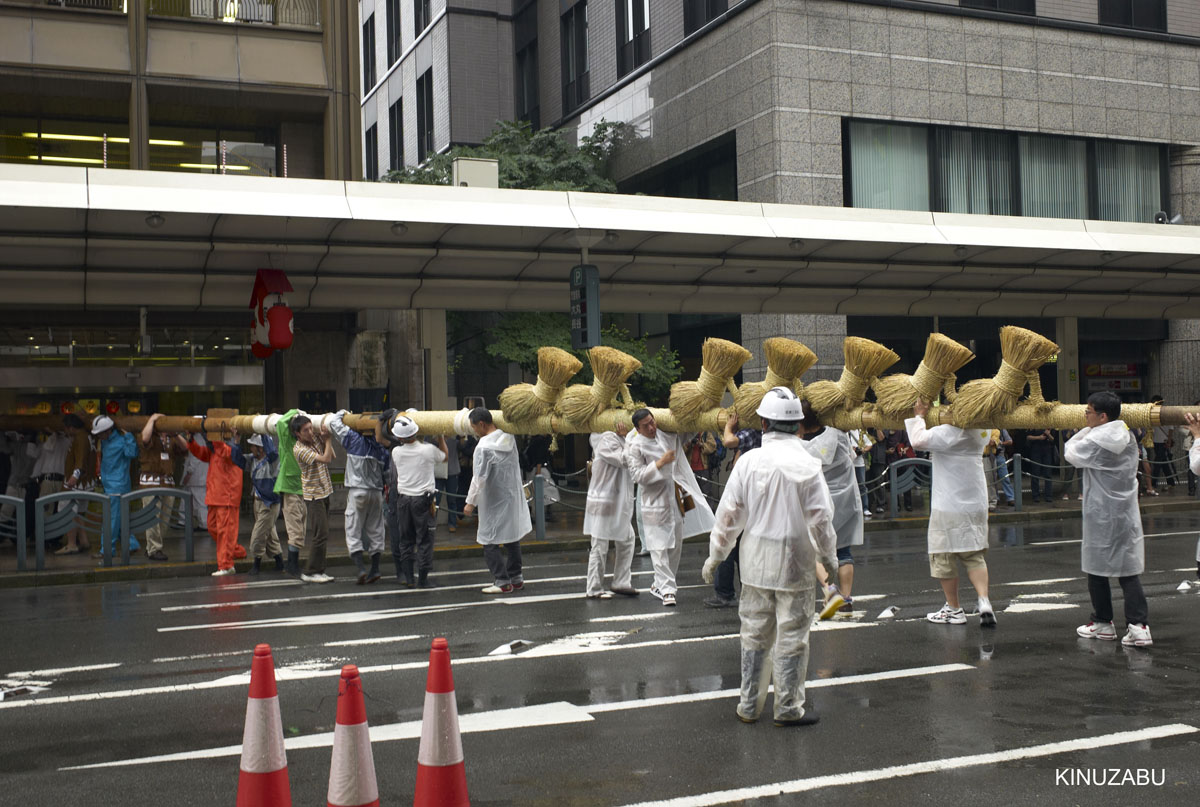 2010年京都祇園祭長刀鉾の鉾立て